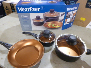lot 25 image: NEW WearEver 5 Piece Nonstick Cookware