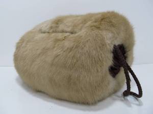 lot 136 image: Nice Vintage Genuine Fur Handwarmer MuffPurse