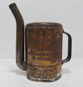 lot 142 image: Old Vintage SWINGSPOUT Metal Oil Can