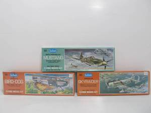 lot 121 image: 3 Brand New Guillows Flying Aircraft Model Kits