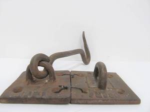 lot 132 image: Antique Cast Iron Northern Pacific Railroad Latch Set