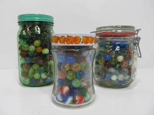 lot 155 image: 3 Jars Full of Vintage Marbles