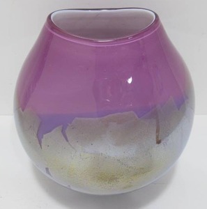 lot 158 image: Hand Made Signed Art Glass Vase 