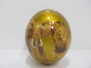 lot 159 image: Large Hand Painted Enameled Ostrich Egg