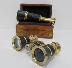 lot 165 image: Brass Binoculars & Brass Spotting Scope