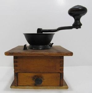 lot 173 image: Larger Size Antique Dovetailed Coffee Grinder