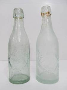 lot 184 image: 2 Antique Pre-Prohibition GLUEK Blob Top Beer Bottles