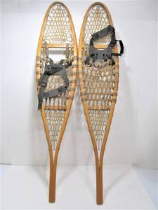lot 205 image: Pair of Vintage Wooden Snowshoes