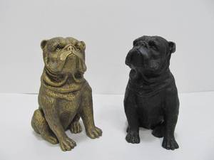 lot 42 image: Pair of Heavy Solid Cast Iron Bulldogs