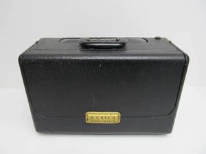 lot 218 image: Vintage ZENITH Trans-Oceanic Radio