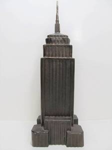lot 279 image: Large Vintage 1930s era Bronzed Cast Metal Empire State Building