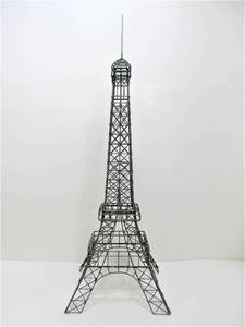 lot 320 image: Large Metal Wire Eiffel Tower Statue