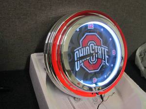 lot 13 image: NCAA Ohio State Brutus Neon Clock o...