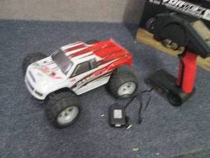 lot 36 image: Vortex 118th Scale Electric RTR...