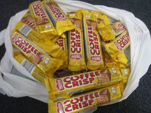 lot 108 image: 24- 1.76 oz Nestle Coffee Crisp Bar...
