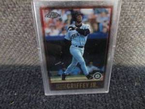 lot 136 image: 1997 Topps Chrome Ken Griffey Jr. C...