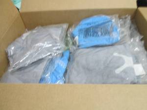 lot 143 image: Box of Assorted Men & Womens Hydro...