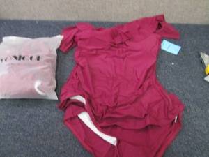 lot 160 image: 2 Yonique Womens Two Piece Swimsui...