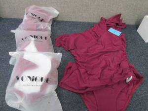 lot 176 image: 4 Yonique Womens Two Piece Swimsui...