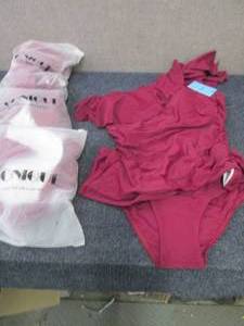 lot 177 image: 4 Yonique Womens Two Piece Swimsui...