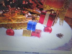 lot 211 image: Christmas Tree Skirt White Plush Lu...