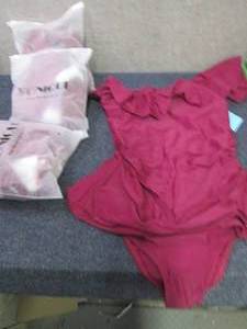 lot 214 image: 4 Yonique Womens Two Piece Swimsui...