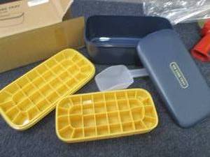 lot 271 image: Ice Cube Tray...