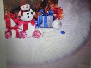 lot 332 image: Christmas Tree Skirt White Plush Lu...