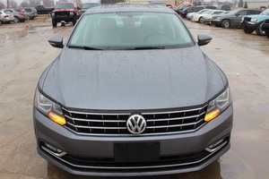 2016 VOLKSWAGEN PASSAT 4C 4D SEDAN SE WTECHNOLOGY- ONE OWNER-