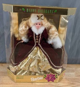 lot 66 image: Happy Holidays Barbie 1996 Special Edition - X
