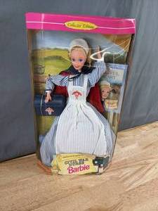 lot 48A image: Vintage Mattel 1995 Collectors Edition Civil War Nurse Barbie Doll - X