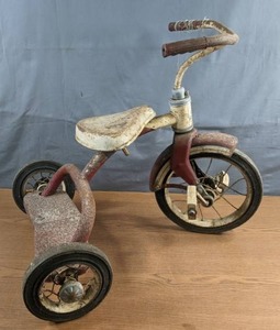lot 95 image: Vintage Evans Tricycle - X