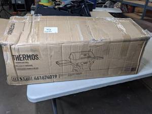lot 156 image: Thermos Two Burner Gas Grill - N