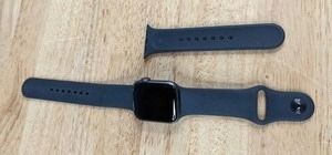 lot 14 image: Apple Watch Series 6 GPS 40mm - N