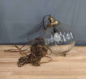 lot 144 image: 60s Vintage Swag Lamp, Clear round glass pendant light - N