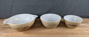 lot 177 image: Set of (3) Vintage Pyrex Cinderella and Round Mixing Bowls (Beige Forest Fancies) - B