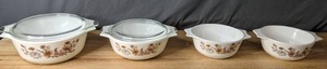 lot 211 image: Vintage Set of Four Pyrex Serving Dishes - B