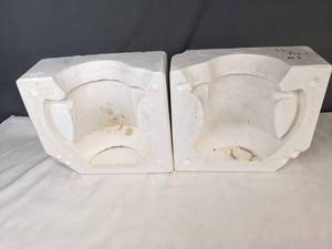 lot 244 image: Vintage Ceramic Mold Country Pitcher #258 - X
