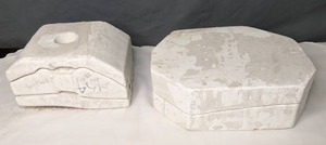 lot 254 image: Pair of Vintage Ceramic Molds Floral Butter Dish & Doc Holliday Carousel Horse with Roses (1989) - X