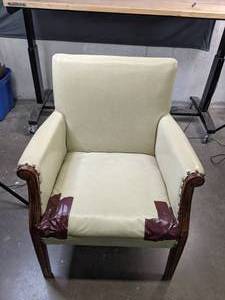 lot 311 image: Accent Arm Chair, Cream - Z