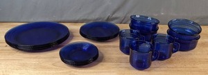 lot 290 image: Set of Beautiful Blue Glass Dishes, 19 Pieces Plates, Saucers, Bowls, Cups - Z