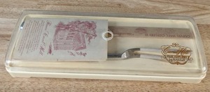 lot 287 image: Vintage & NEW Briddell Fine Cutlery, Carvel Hall Carving Knife and Fork Set - Z