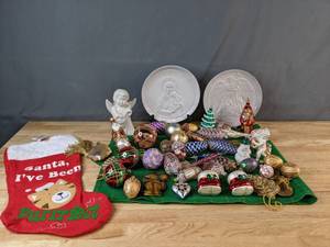 lot 315 image: Assortment of Christmas Dcor Frankoma Plates, Stocking, Ornaments and More - V