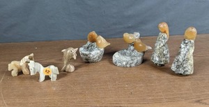 lot 434 image: Collection of 7 Stone Figurines - V