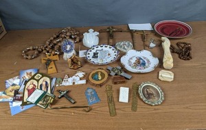 lot 436 image: Large Collection of Religious Items and Decor - V