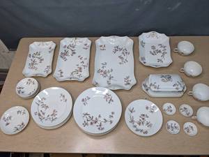 lot 386 image: Vintage 31-Piece Charles Field Haviland Limoges China Set, Pink Floral Pattern - V
