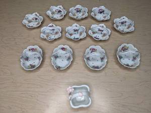 lot 387 image: Collection of (13) Mini China Baskets - V