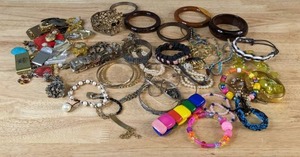 lot 348 image: A Collection of Costume Jewelry Bracelets - V