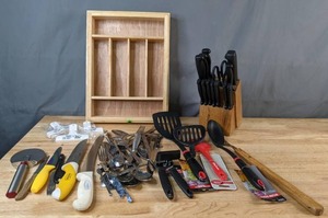 lot 462 image: Kitchen Essentials Gorham Drawer Organizer, Kide Set, Betty Crocker Spatulas, & More - V