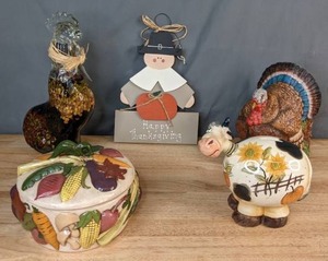 lot 473 image: Kitchen Fall Decor Happy Thanksgiving Sign, Cow Bobble Head Bank, CookieCandy Bowl, & More - V
